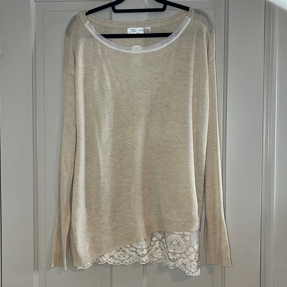 RD Style Toni’s Lace Inset Pullover size XL